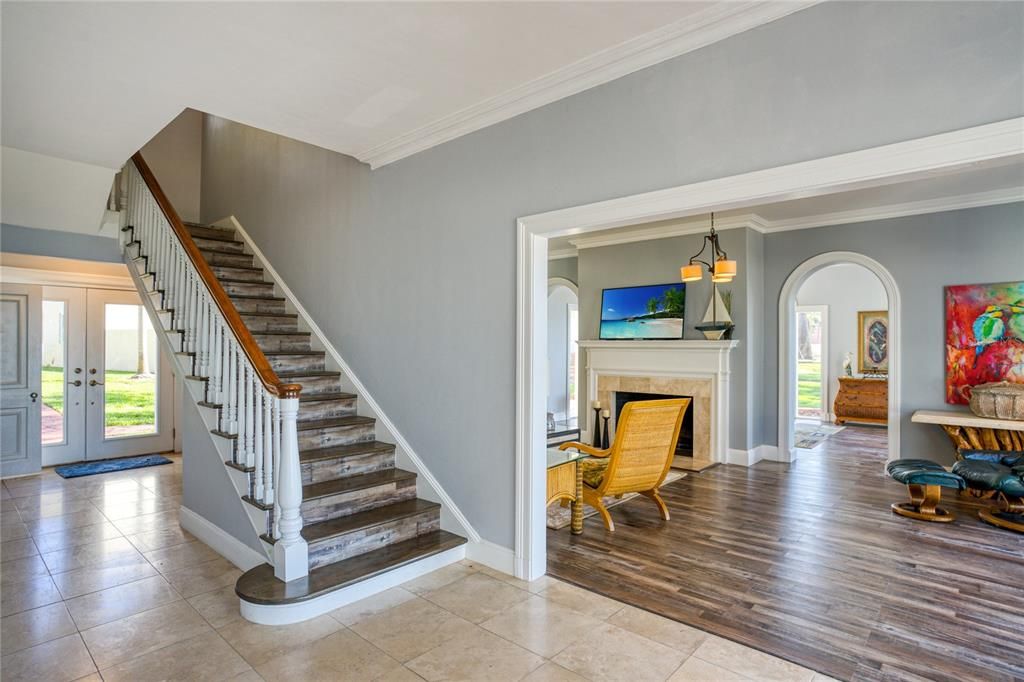 Fireplace, Interior, Pendant Lights, Wood Texture Flooring