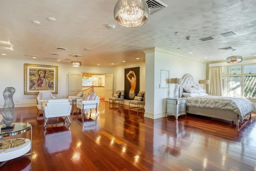 Bedroom, Dining room, Interior, Pendant Lights, Recessed Lighting, Wood Texture Flooring