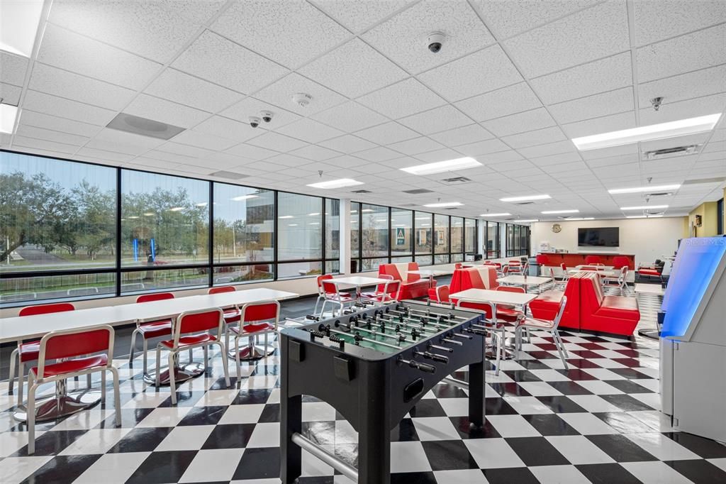 Game Room, Interior, Recessed Lighting