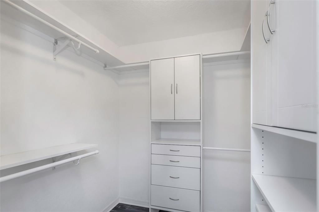 Interior, Walk-in Closets