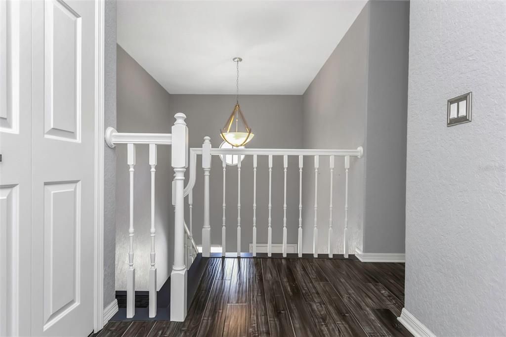 Interior, Pendant Lights, Wood Texture Flooring