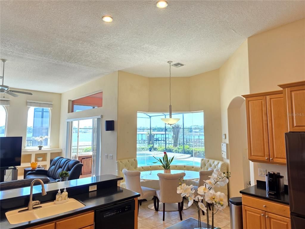 Dining room, Interior, Kitchen, Living room, Pendant Lights, Recessed Lighting