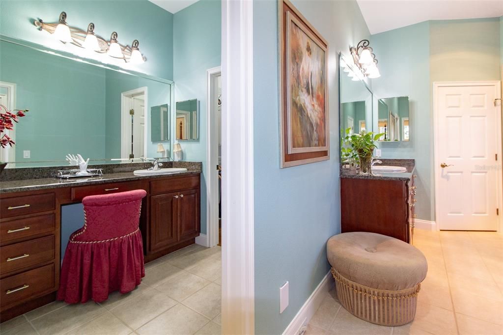 Bathroom, Dual Sink Vanities, Interior