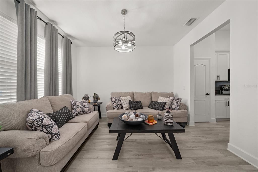 Interior, Living room, Pendant Lights, Wood Texture Flooring