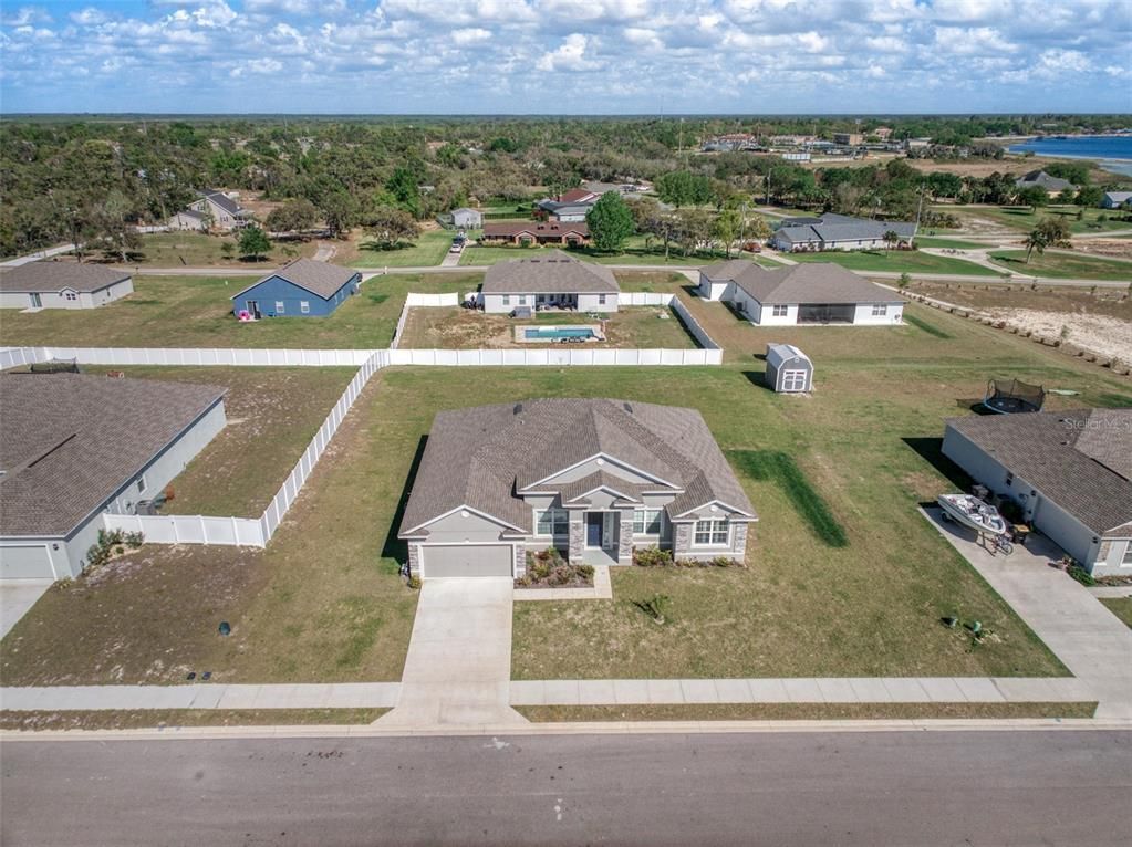 Exterior, Drone