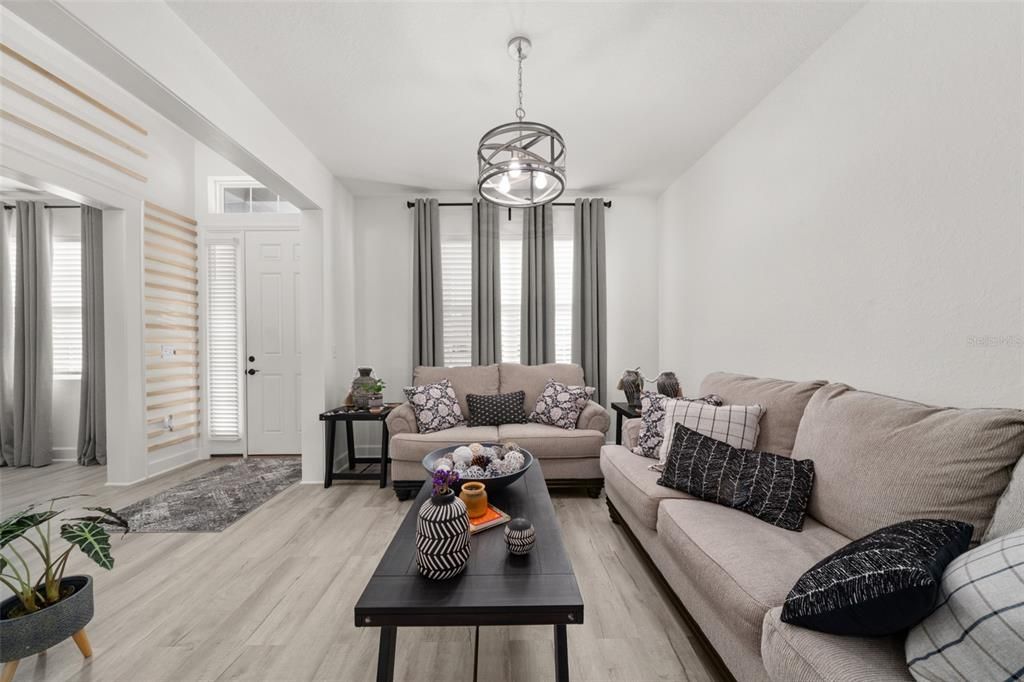 Interior, Living room, Pendant Lights, Wood Texture Flooring