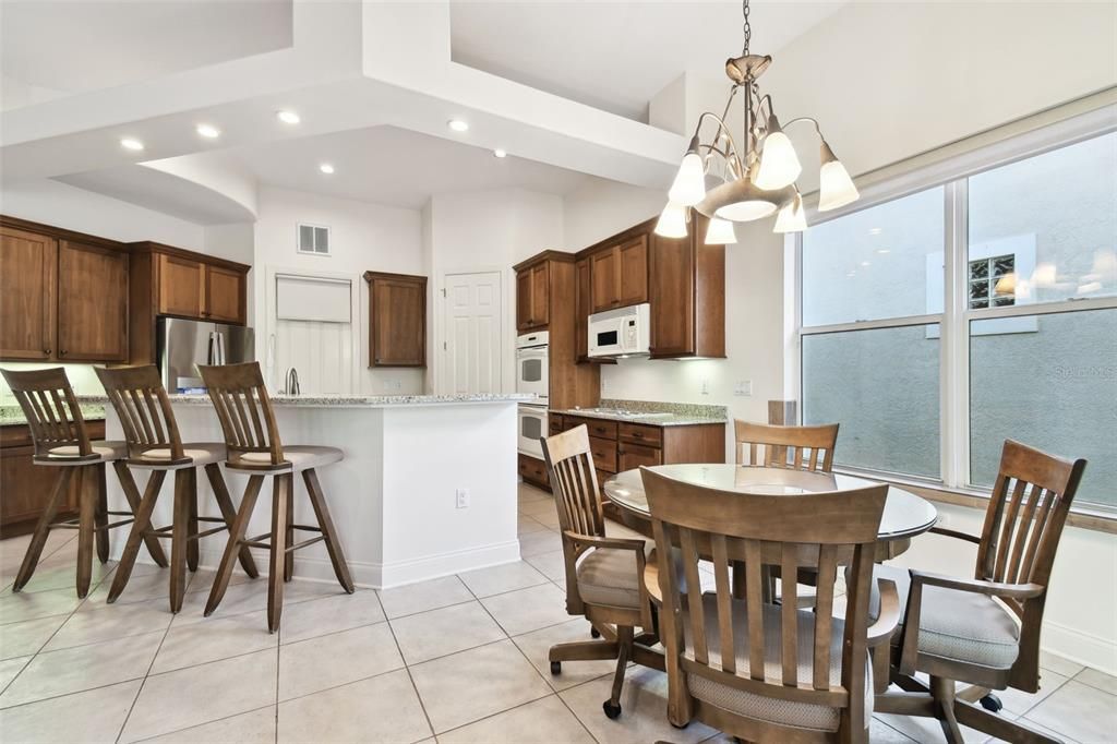 Chandelier, Dining room, Interior, Kitchen, Pendant Lights, Recessed Lighting
