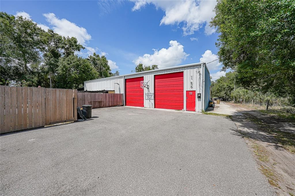 Backyard, Exterior