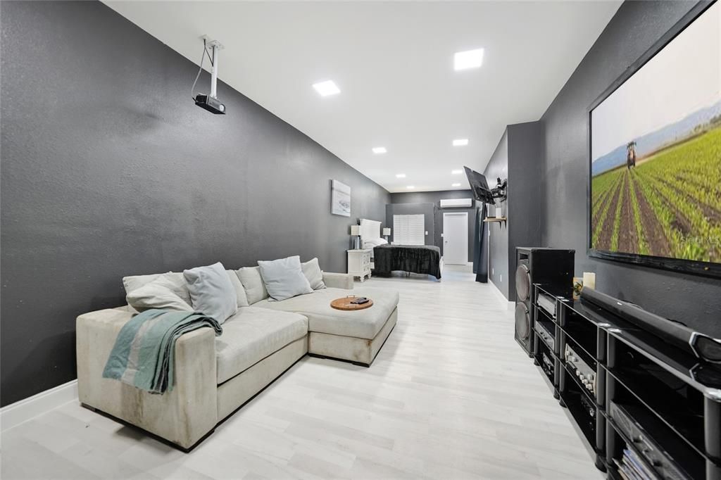 Interior, Living room, Recessed Lighting, Wood Texture Flooring