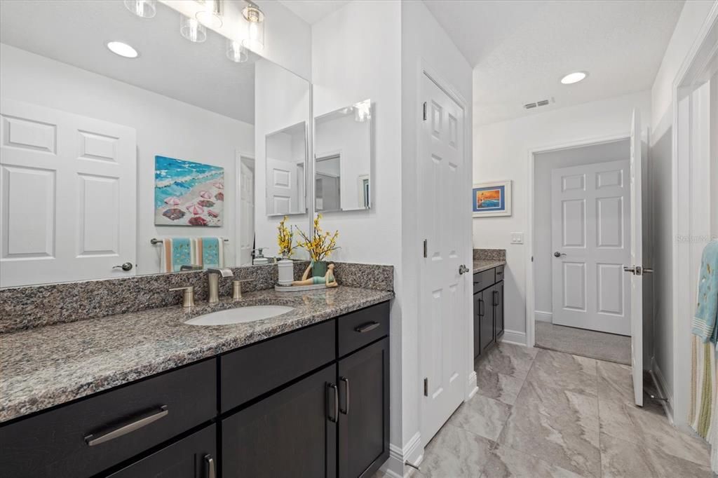 Bathroom, Dual Sink Vanities, Interior, Recessed Lighting