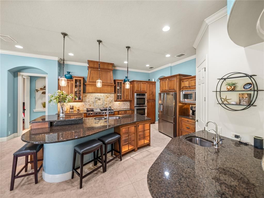 Interior, Kitchen, Pendant Lights, Recessed Lighting, Stainless Steel Appliances