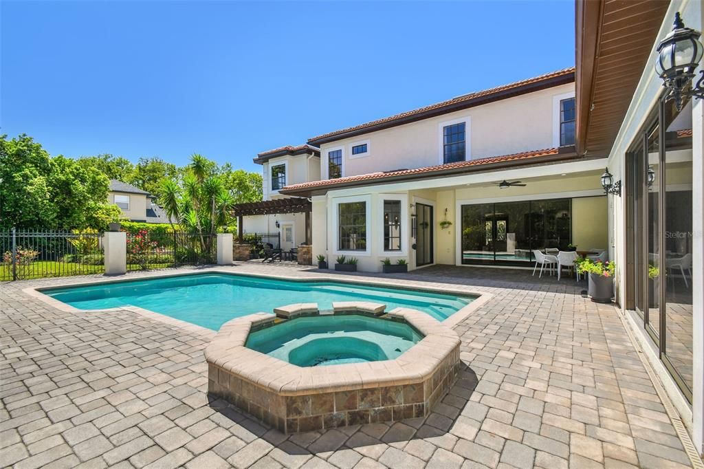 Exterior, Pool