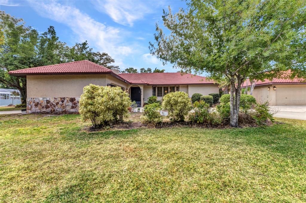 Backyard, Detached Garage, Exterior