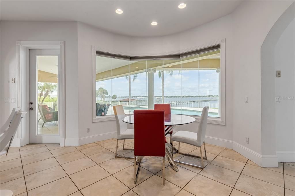Dining room, Interior, Recessed Lighting, Water