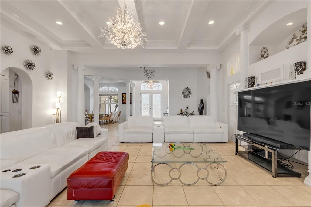 Chandelier, Dining room, Interior, Living room, Recessed Lighting