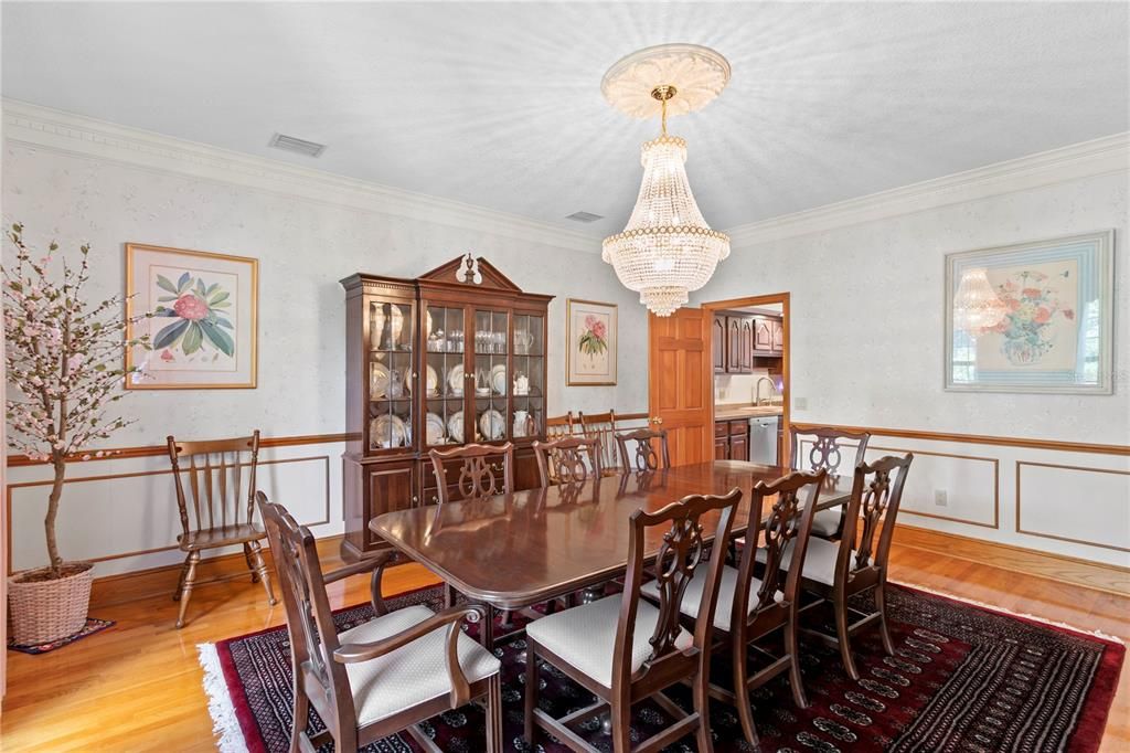 Chandelier, Dining room, Interior, Wood Texture Flooring