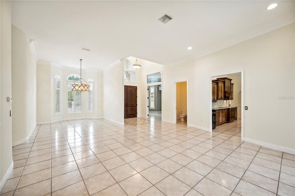 Empty room, Interior, Pendant Lights, Recessed Lighting