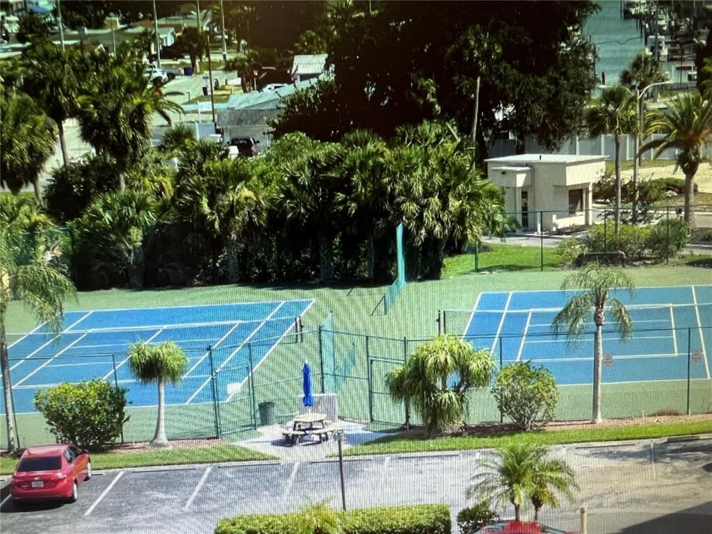 Exterior, Tennis Courts