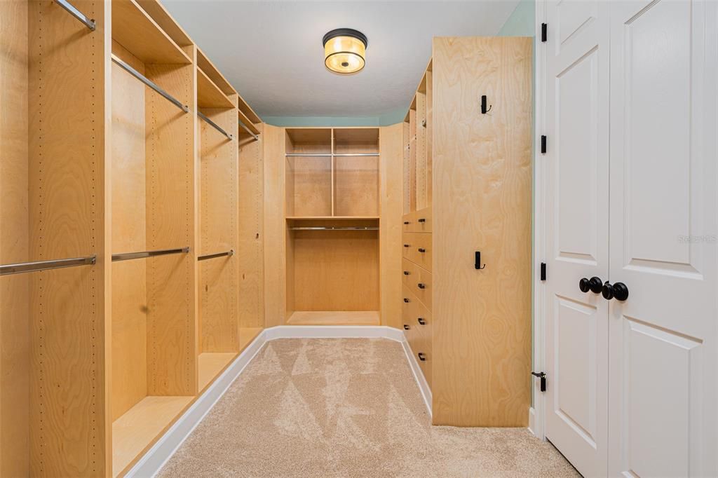 Interior, Walk-in Closets