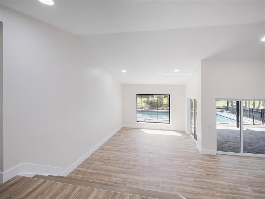 Empty room, Interior, Recessed Lighting, Wood Texture Flooring