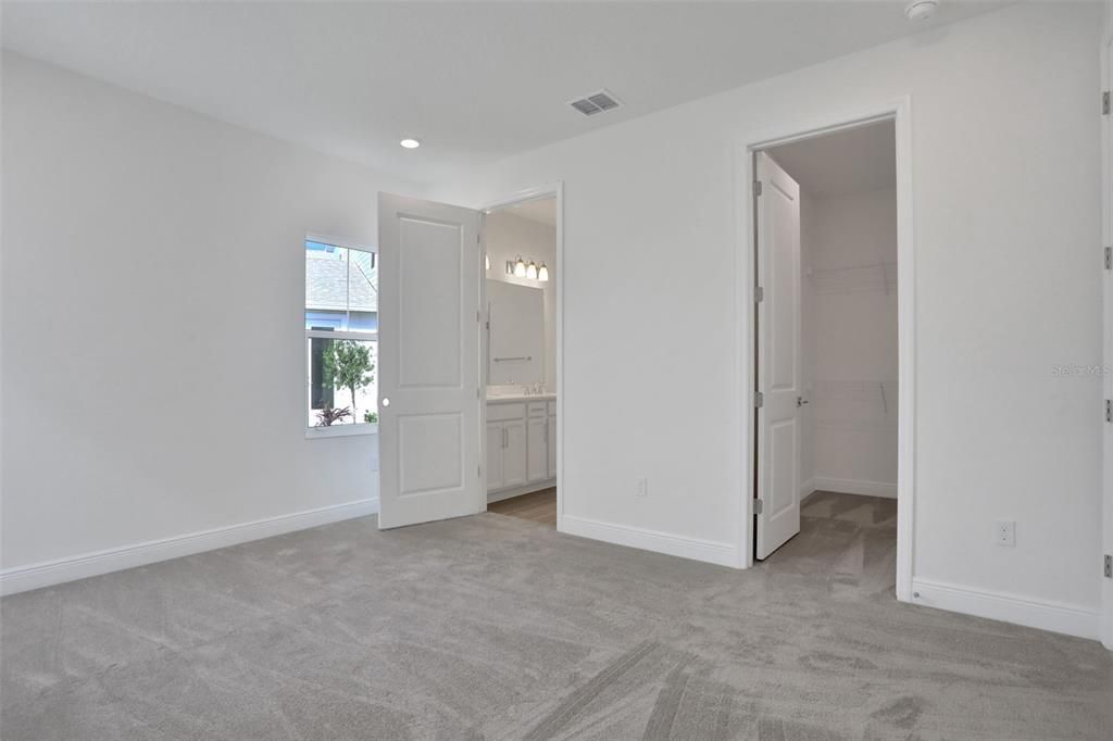 Bathroom, Empty room, Interior, Recessed Lighting