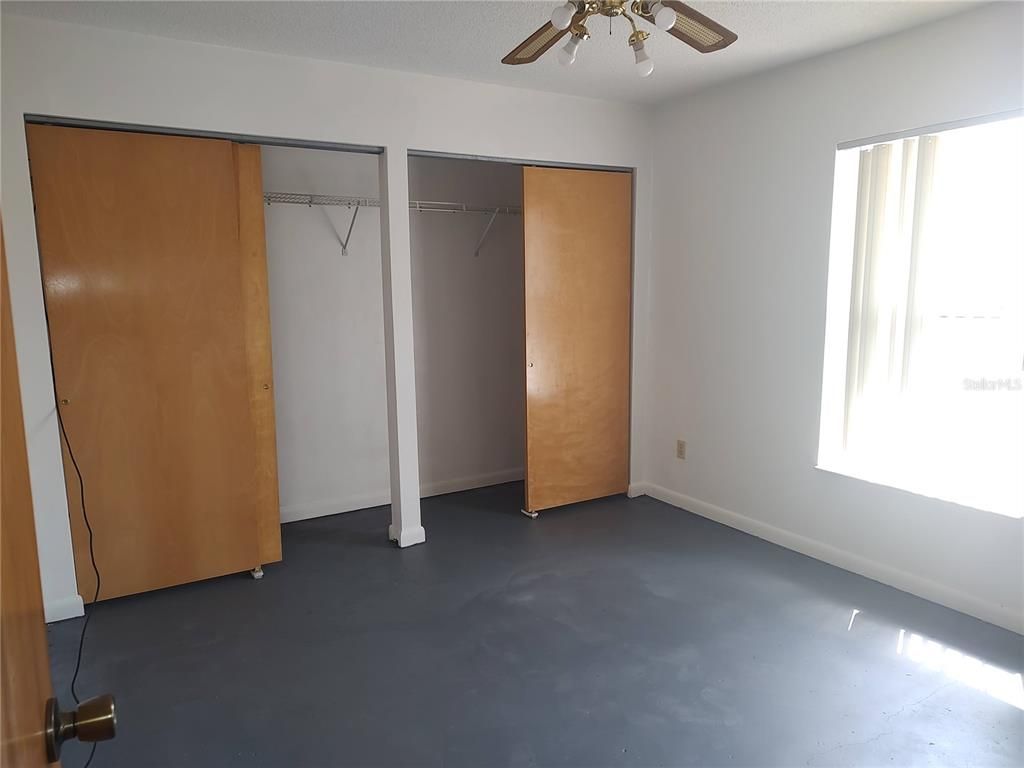 Empty room, Interior, Walk-in Closets
