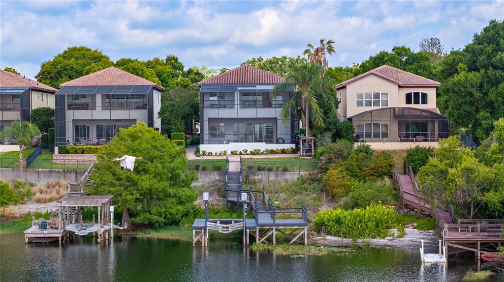 Exterior, Lake