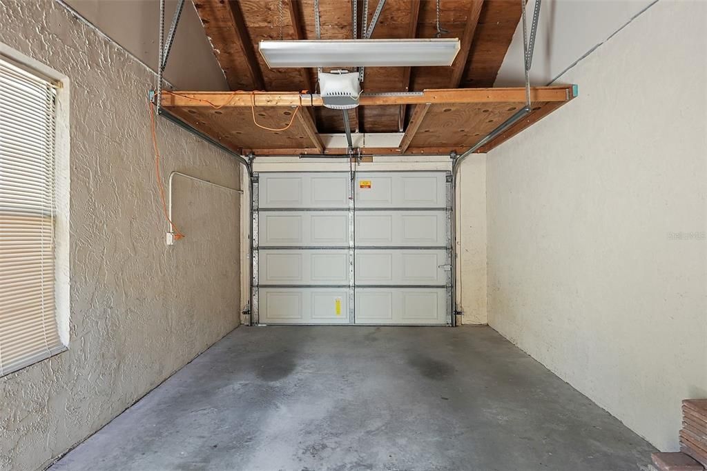 Garage, Interior, Wooden Beams, Wooden Ceilings