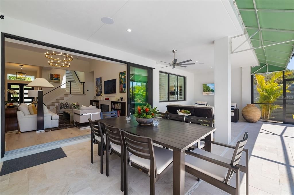 Dining room, Interior, Living room, Pendant Lights, Recessed Lighting