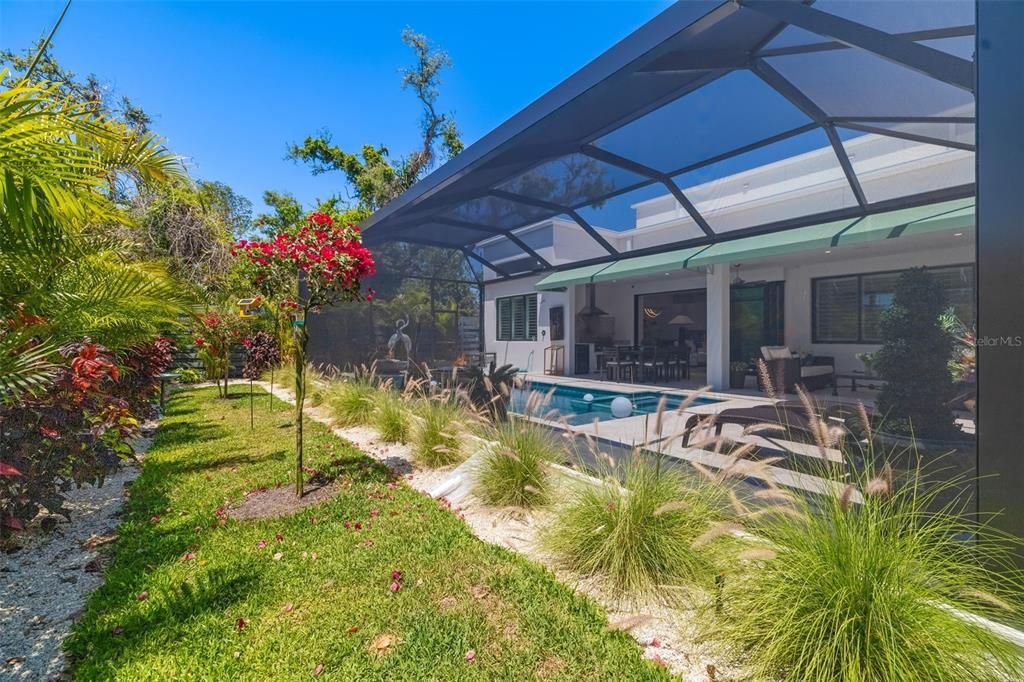 Backyard, Exterior, Glass Ceilings, Pool, Sun Room