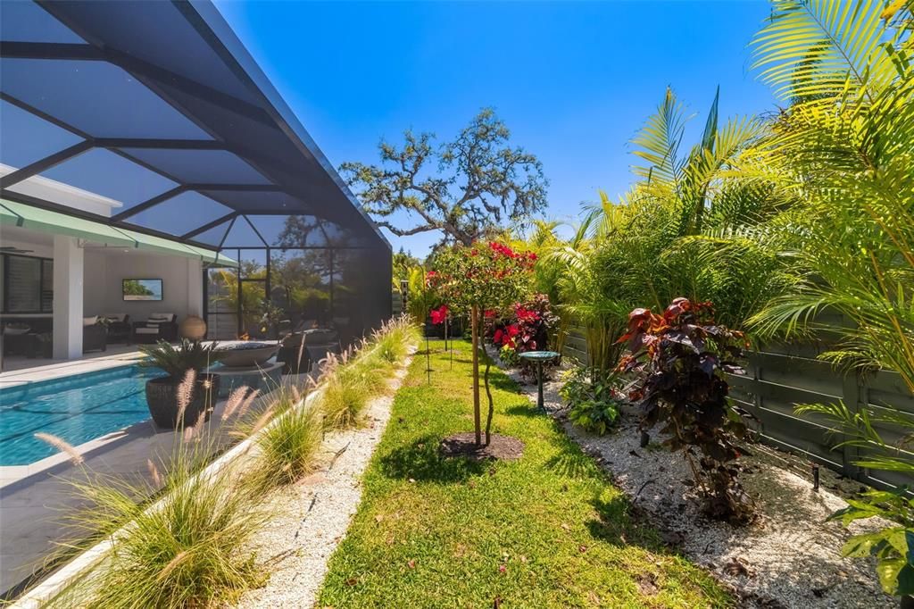 Backyard, Exterior, Glass Ceilings, Pool, Sun Room