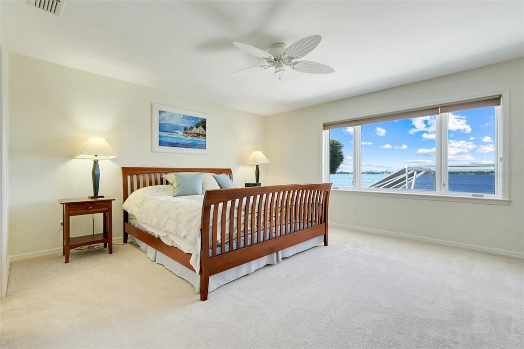 Bedroom, Interior, Water