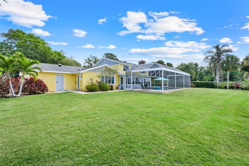 Backyard, Exterior