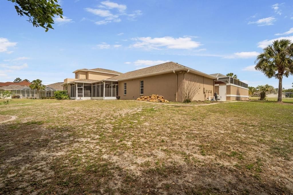 Backyard, Exterior