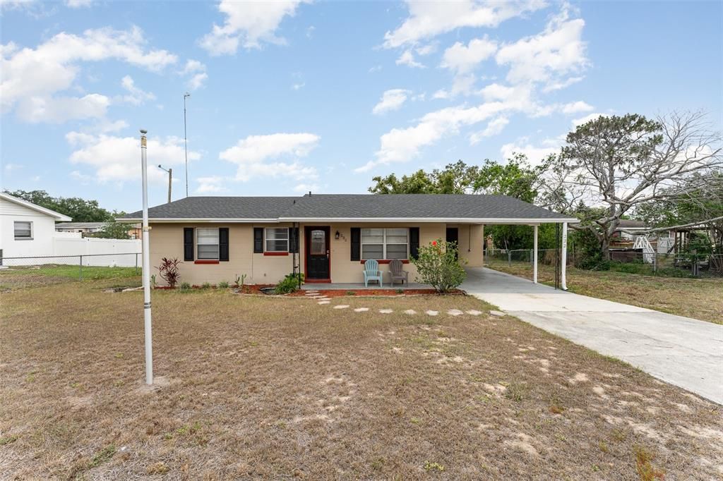Backyard, Exterior, Facade, Ranch