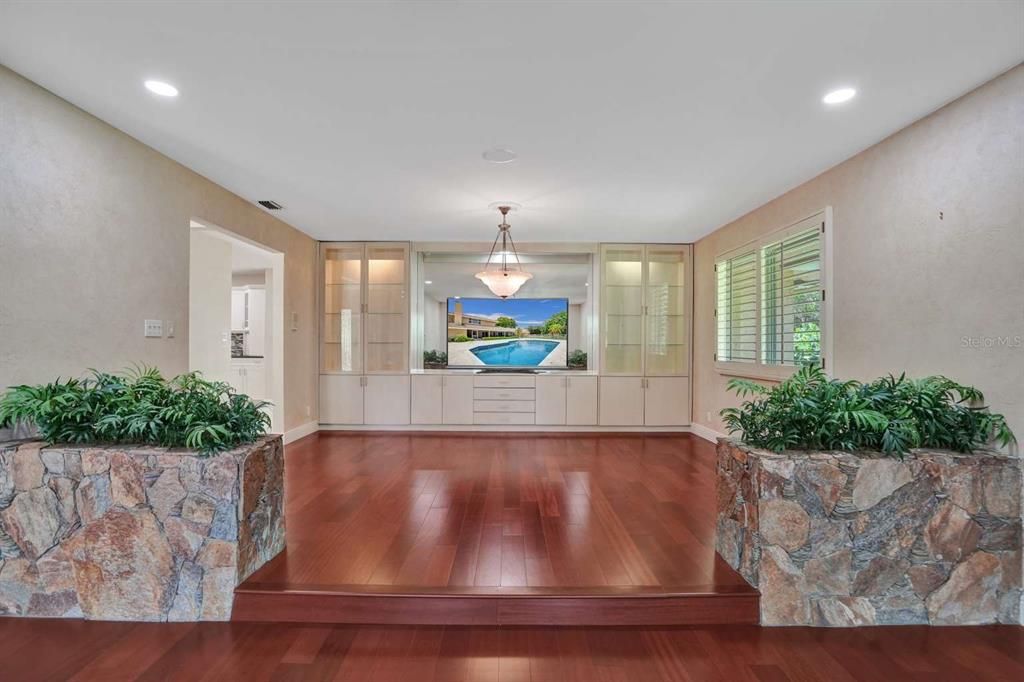 Interior, Recessed Lighting, Wood Texture Flooring