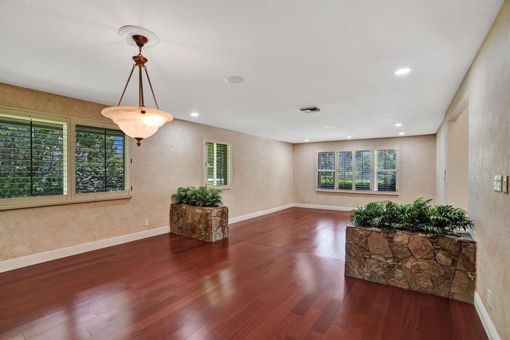 Interior, Pendant Lights, Recessed Lighting, Wood Texture Flooring