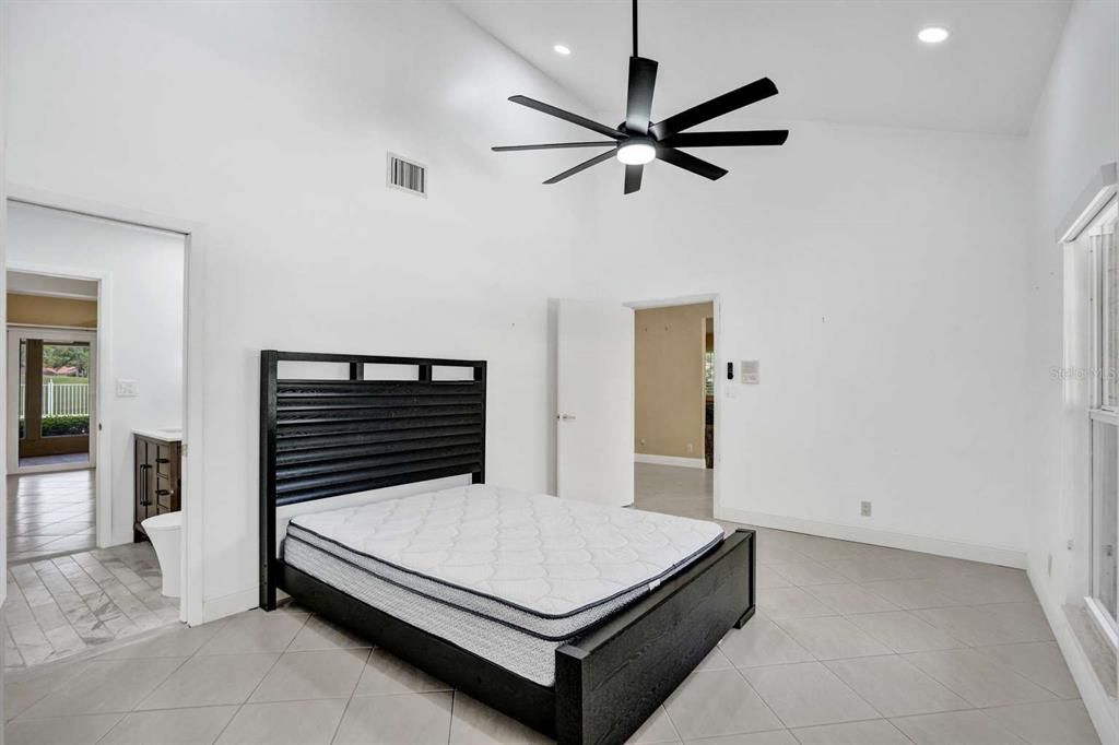 Bedroom, Interior, Recessed Lighting