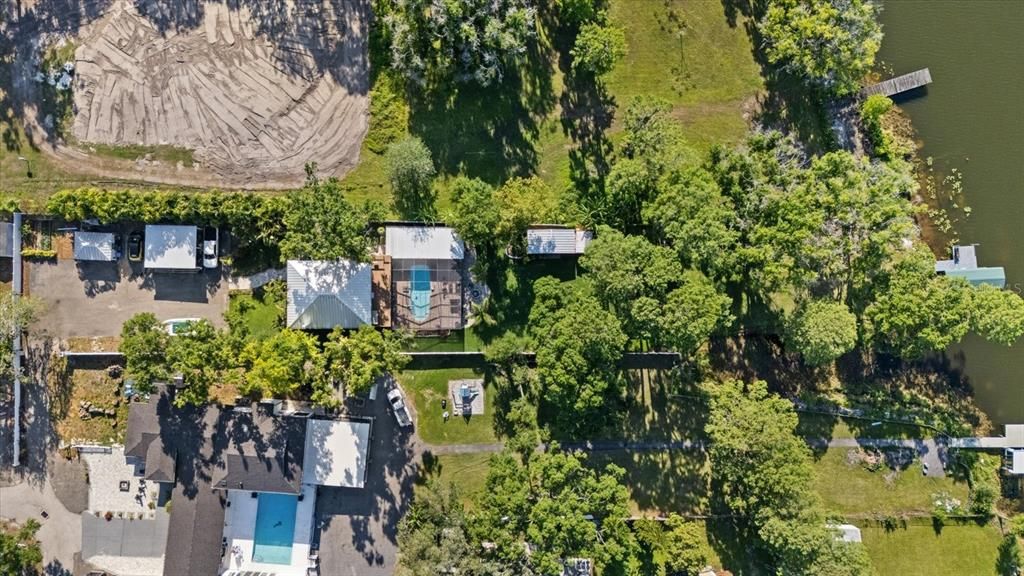 Exterior, Drone