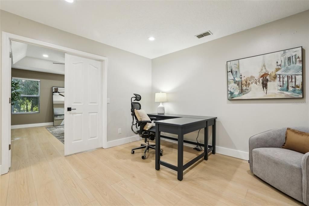Home Office, Interior, Recessed Lighting, Wood Texture Flooring