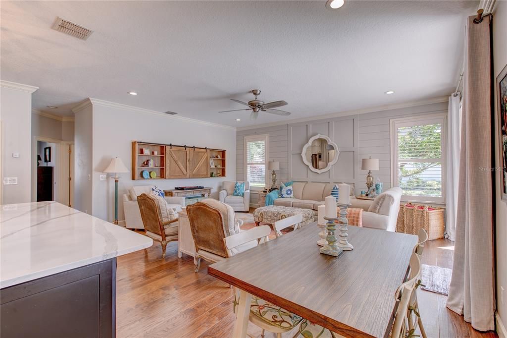 Dining room, Interior, Living room, Recessed Lighting, Wood Texture Flooring