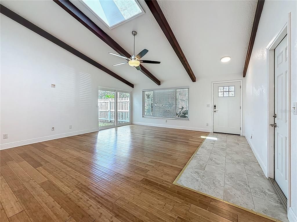 Empty room, Interior, Recessed Lighting, Wooden Beams, Wood Texture Flooring