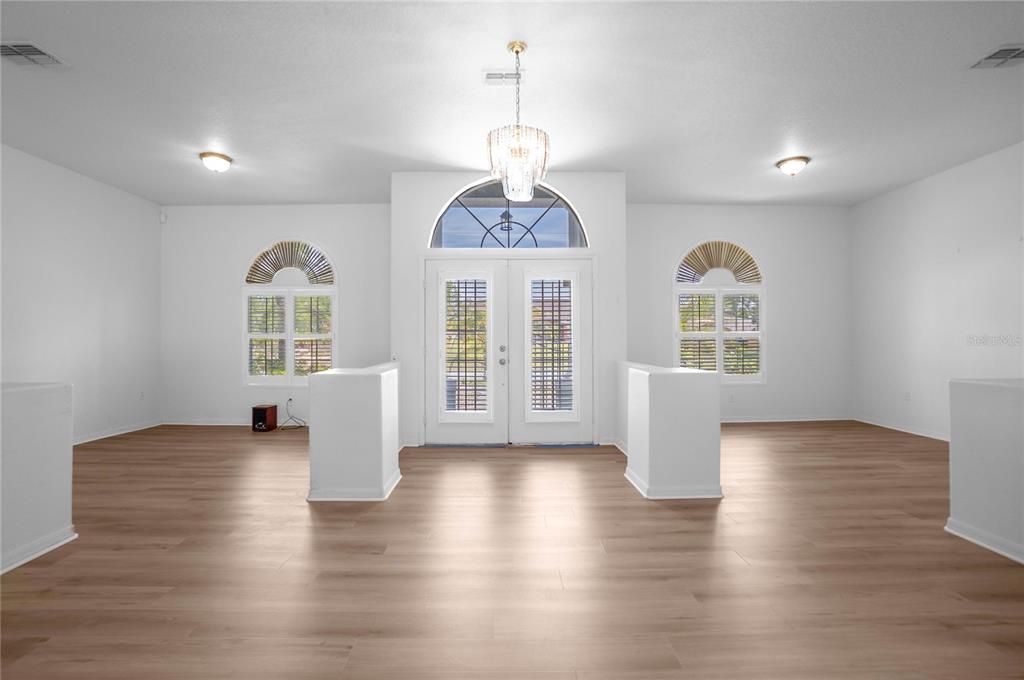 Interior, Pendant Lights, Wood Texture Flooring