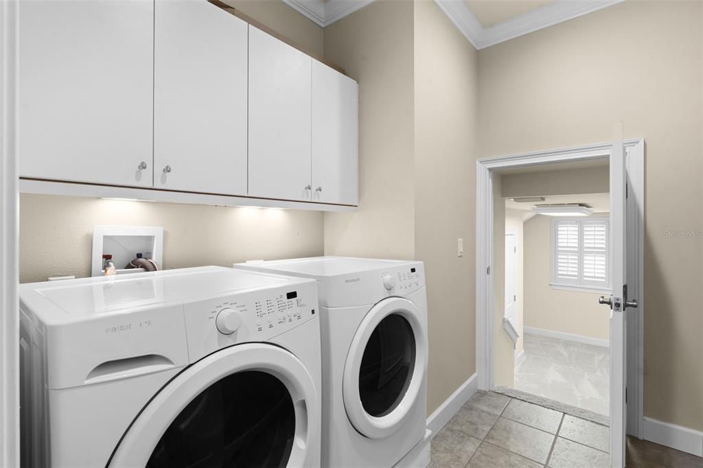 Interior, Washer