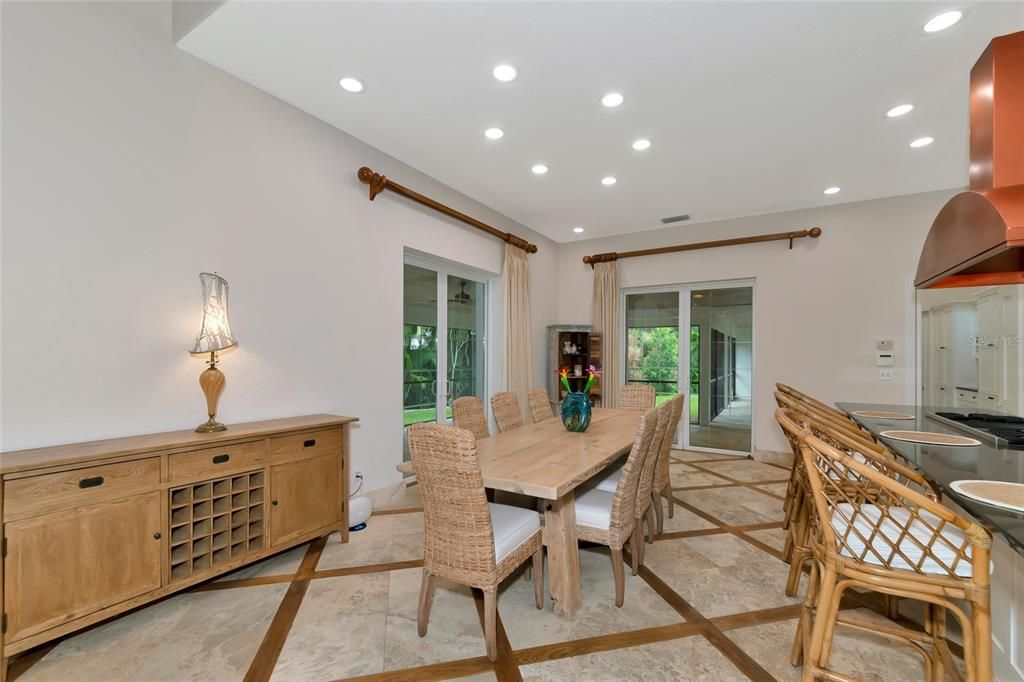 Dining room, Interior, Recessed Lighting