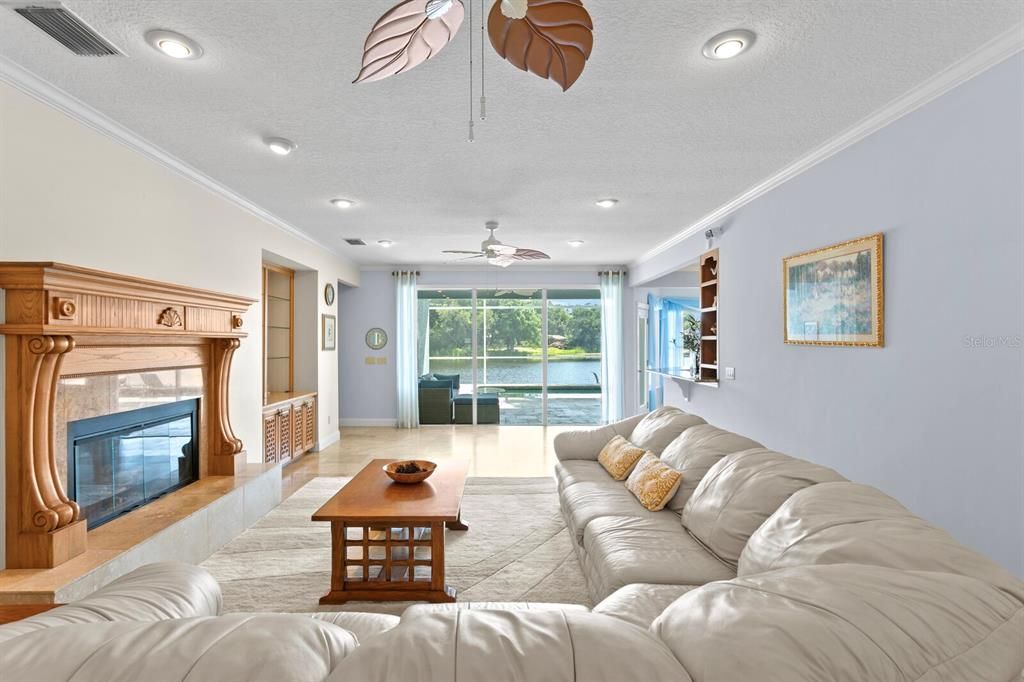 Fireplace, Interior, Living room, Recessed Lighting