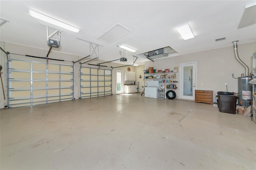 Garage, Interior, Washer