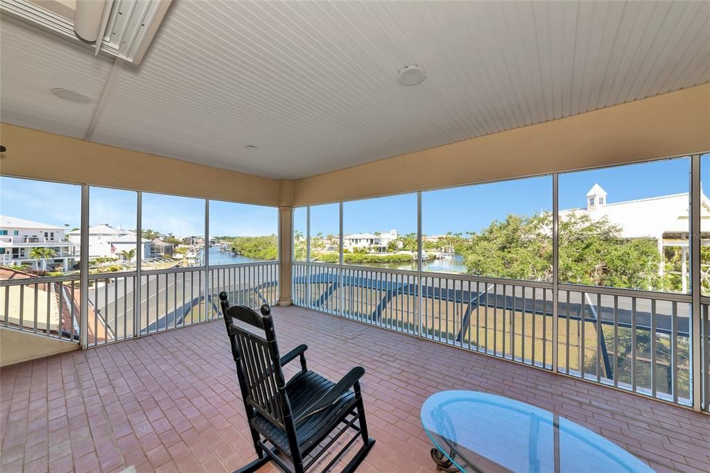 Interior, Sun Room, Water
