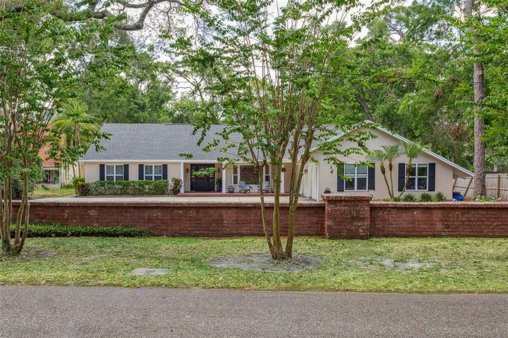 Backyard, Exterior, Facade, Ranch