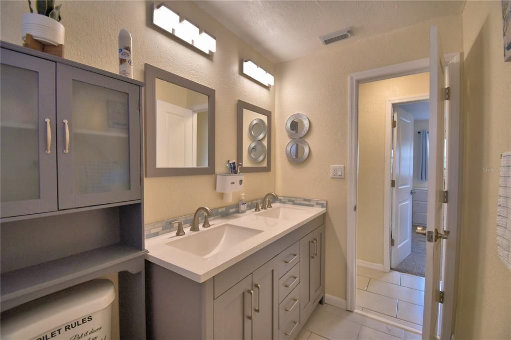 Bathroom, Dual Sink Vanities, Interior